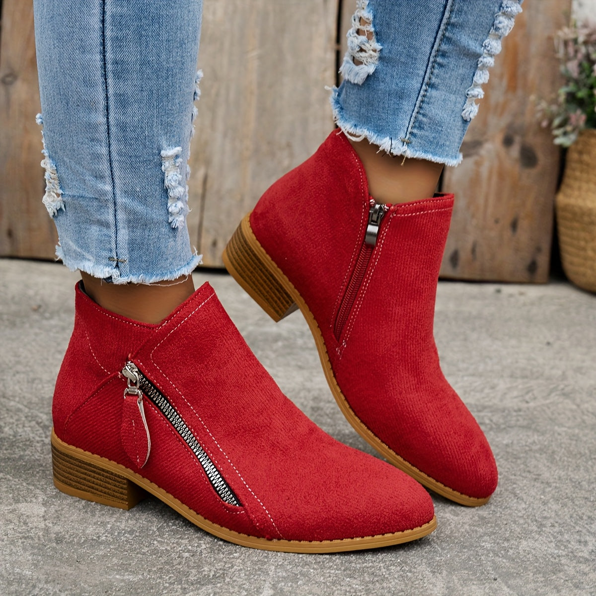 Amélia | Elegant ankle boots with side closure