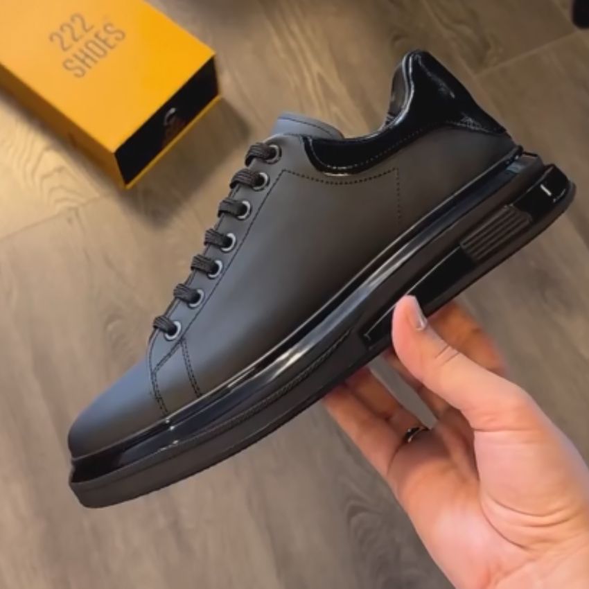 Maxence | Urban sneakers with futuristic elegance