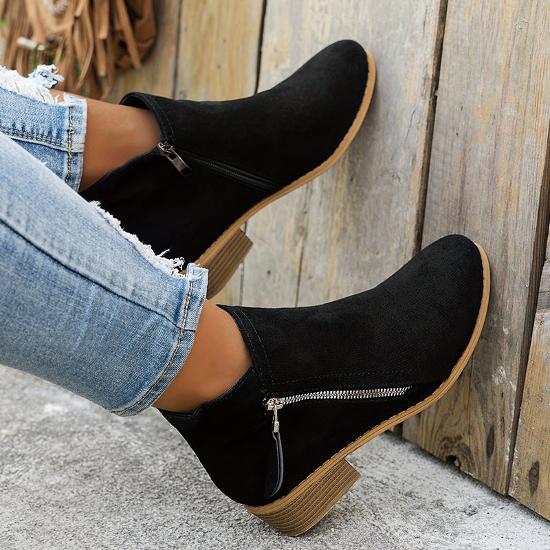 Amélia | Elegant ankle boots with side closure
