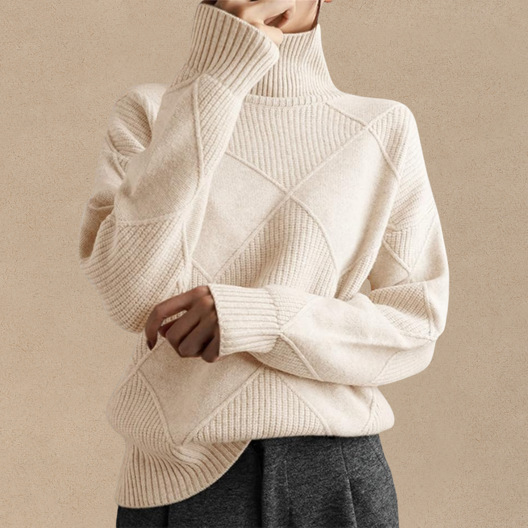 Maelis | Structured sweater with warm elegance