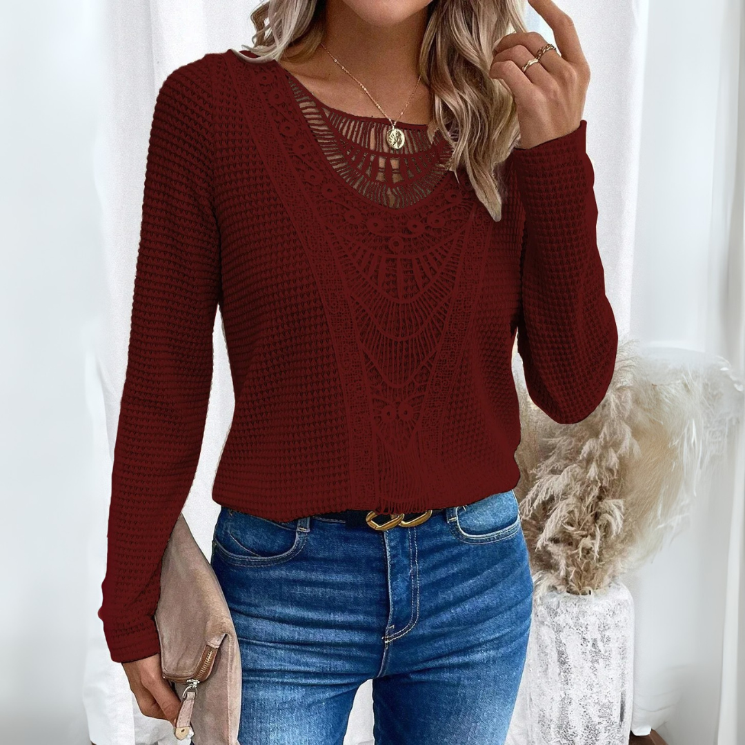 Silvia | Elegant shirt with round neck and cut-out details
