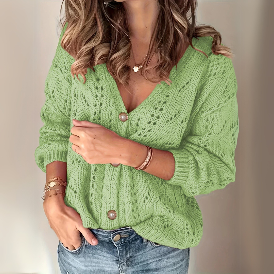 Manuela | Knitted sweater with buttons
