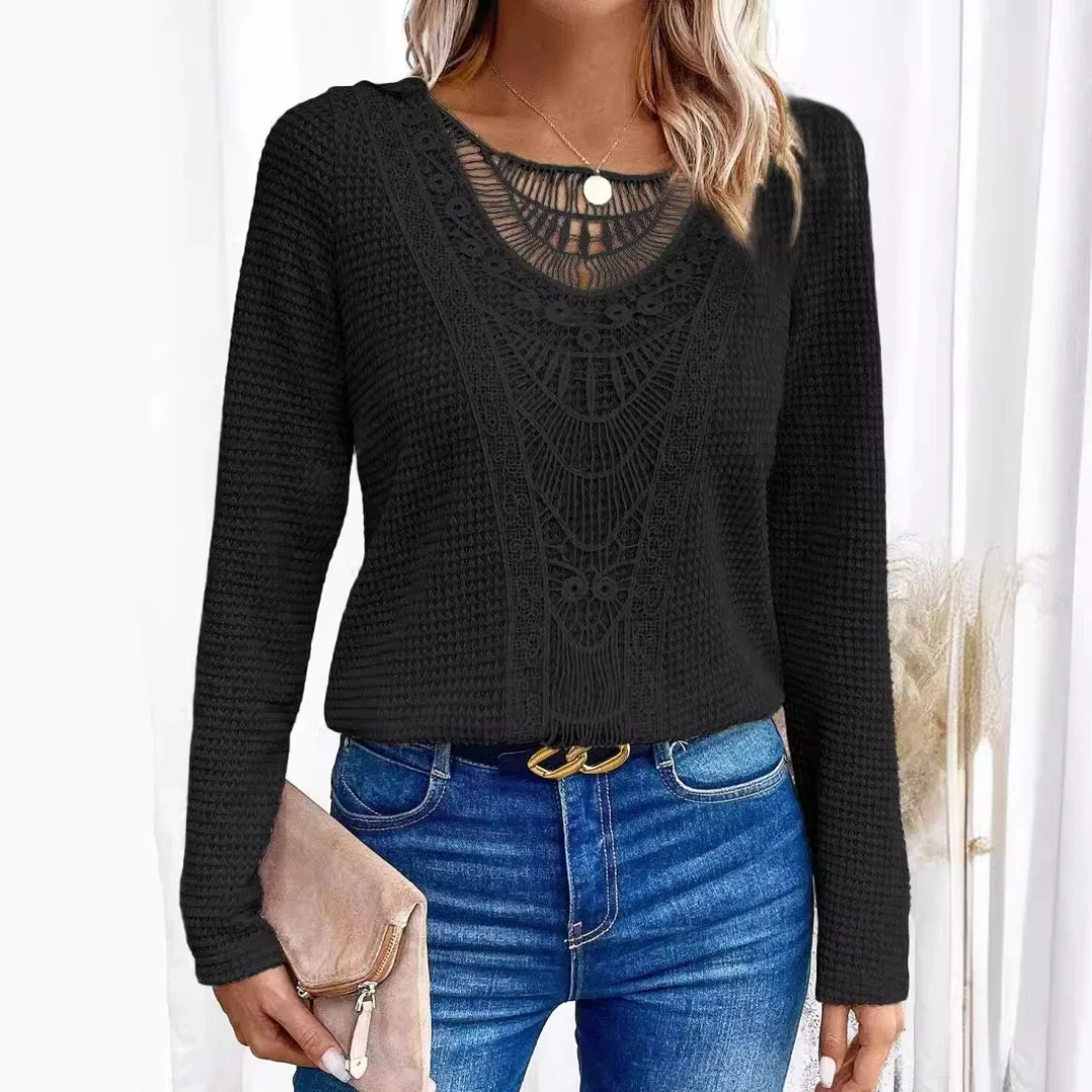 Silvia | Elegant shirt with round neck and cut-out details