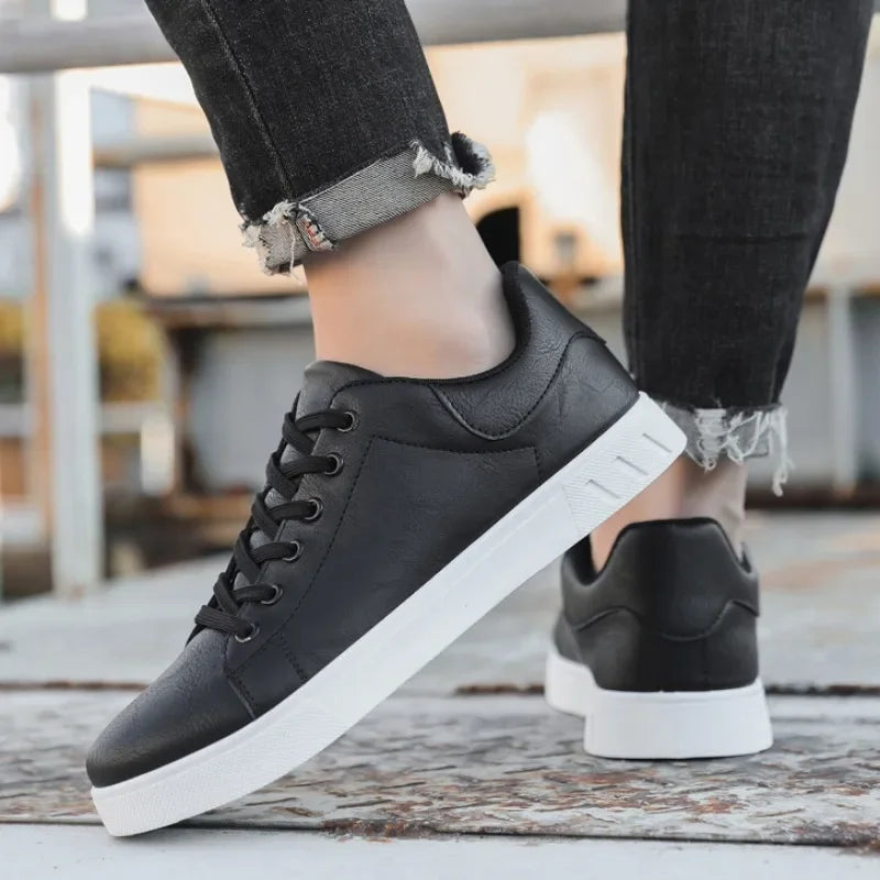 Julien | Casual sneakers with urban elegance