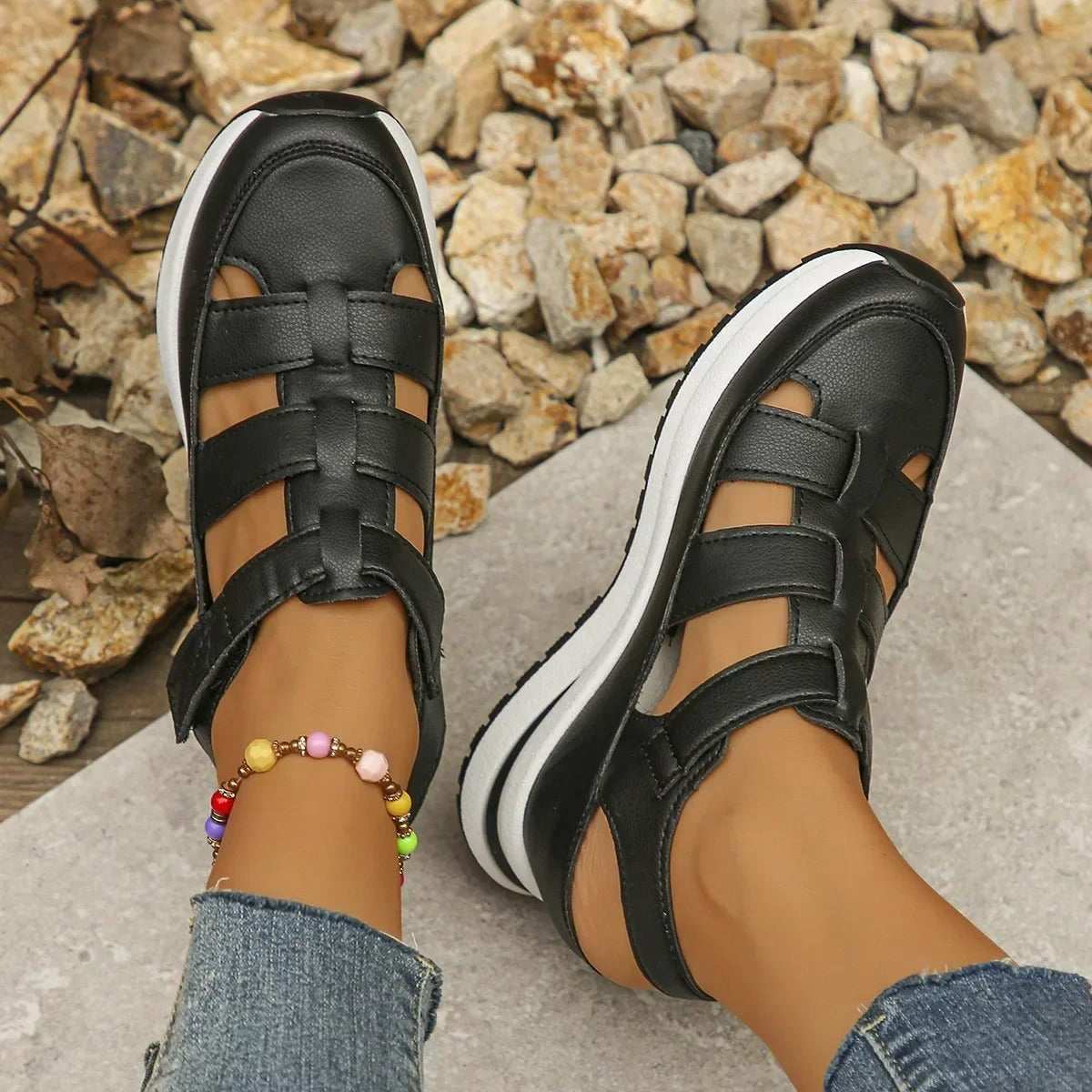 Valeria | Platform sports sandals with crossed straps