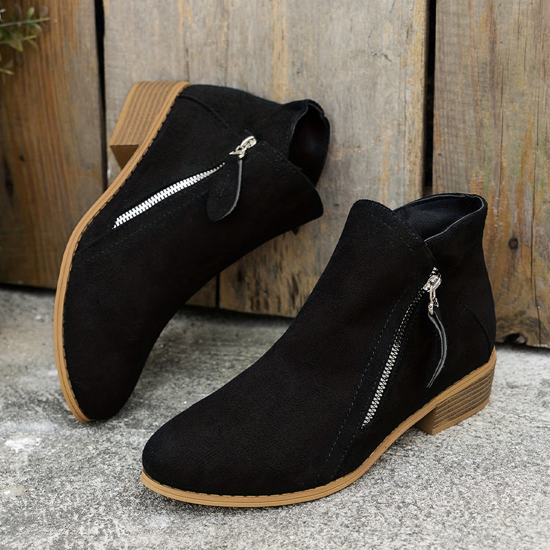 Amélia | Elegant ankle boots with side closure