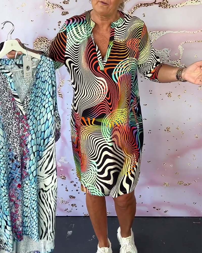 Deyanira | Colorful dress with V-neck