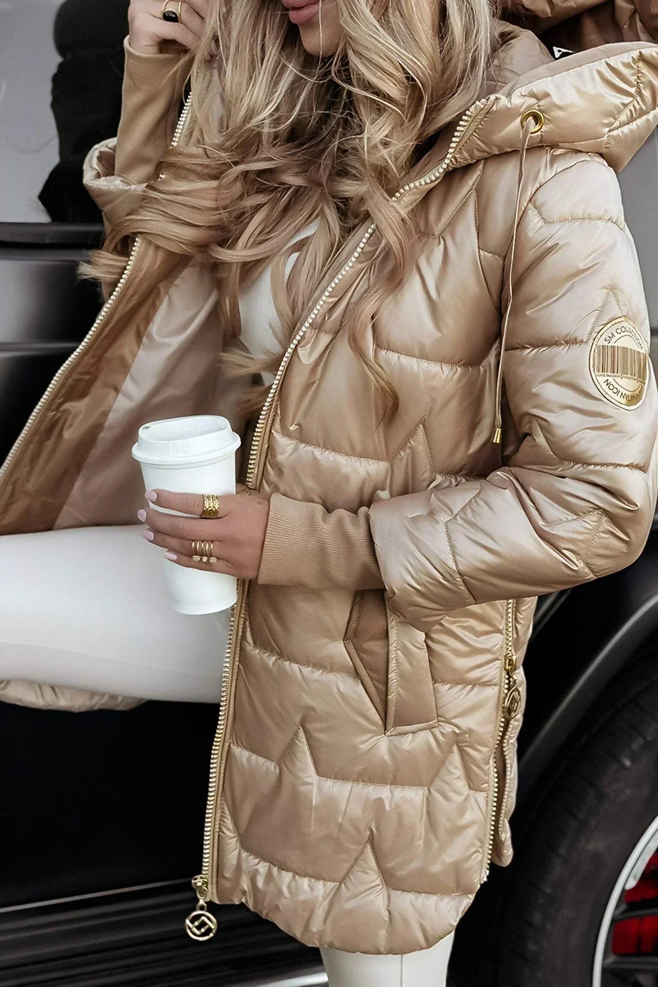 Zephirine | Long, warm quilted jacket with wrap-around hood