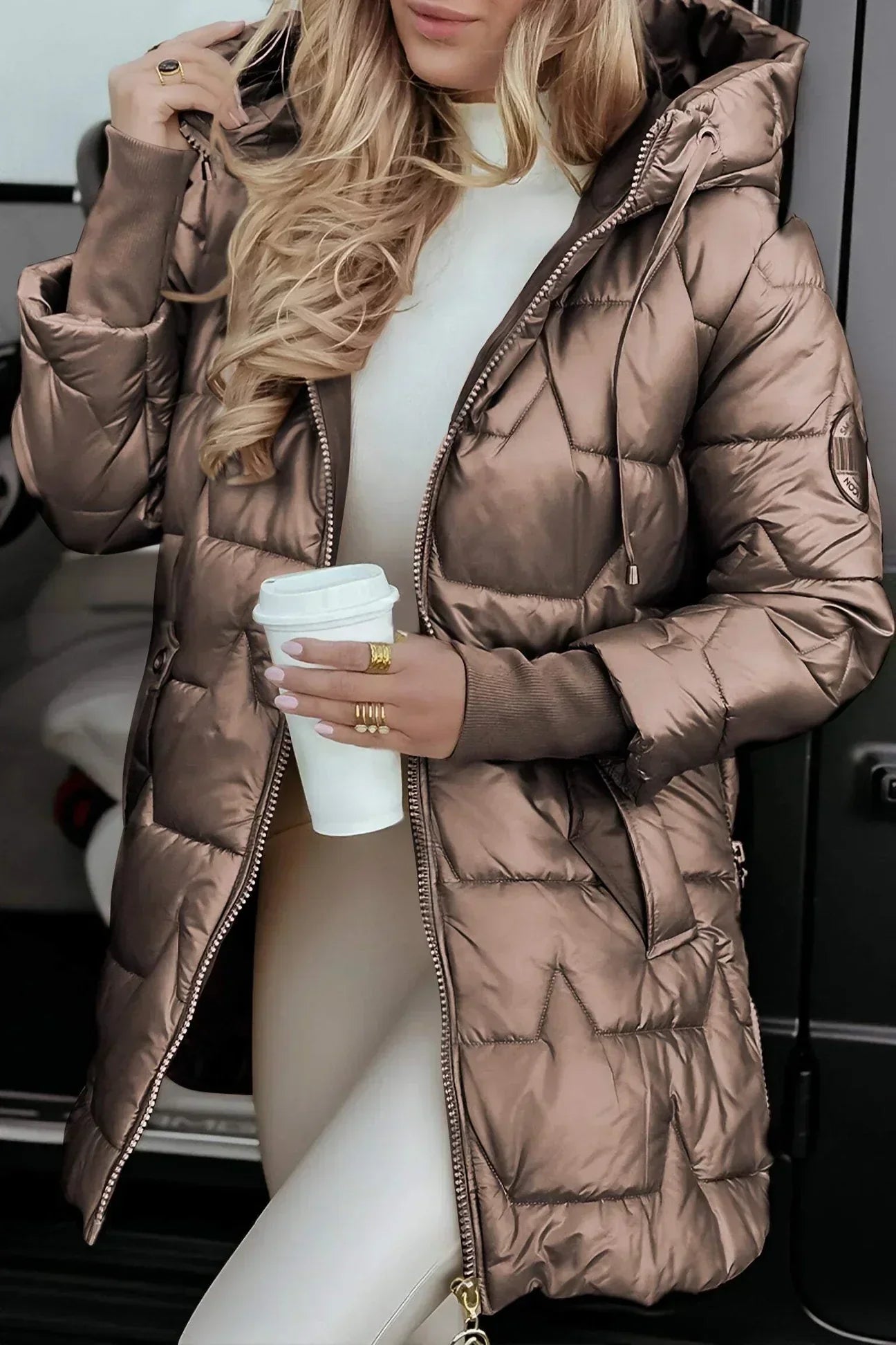 Zephirine | Long, warm quilted jacket with wrap-around hood