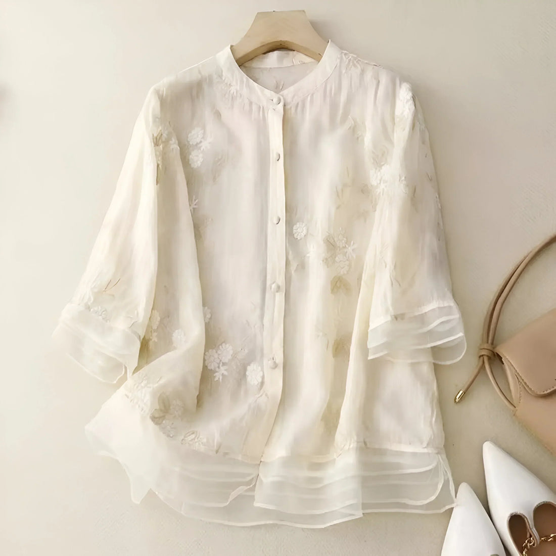 Emily | Top with embroidered flowers