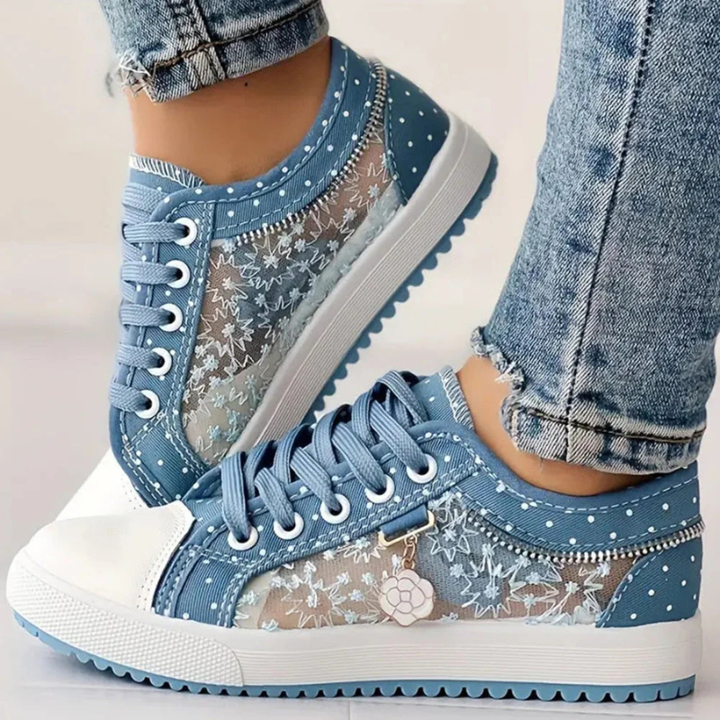 Lirio | Floral lace shoes with denim details