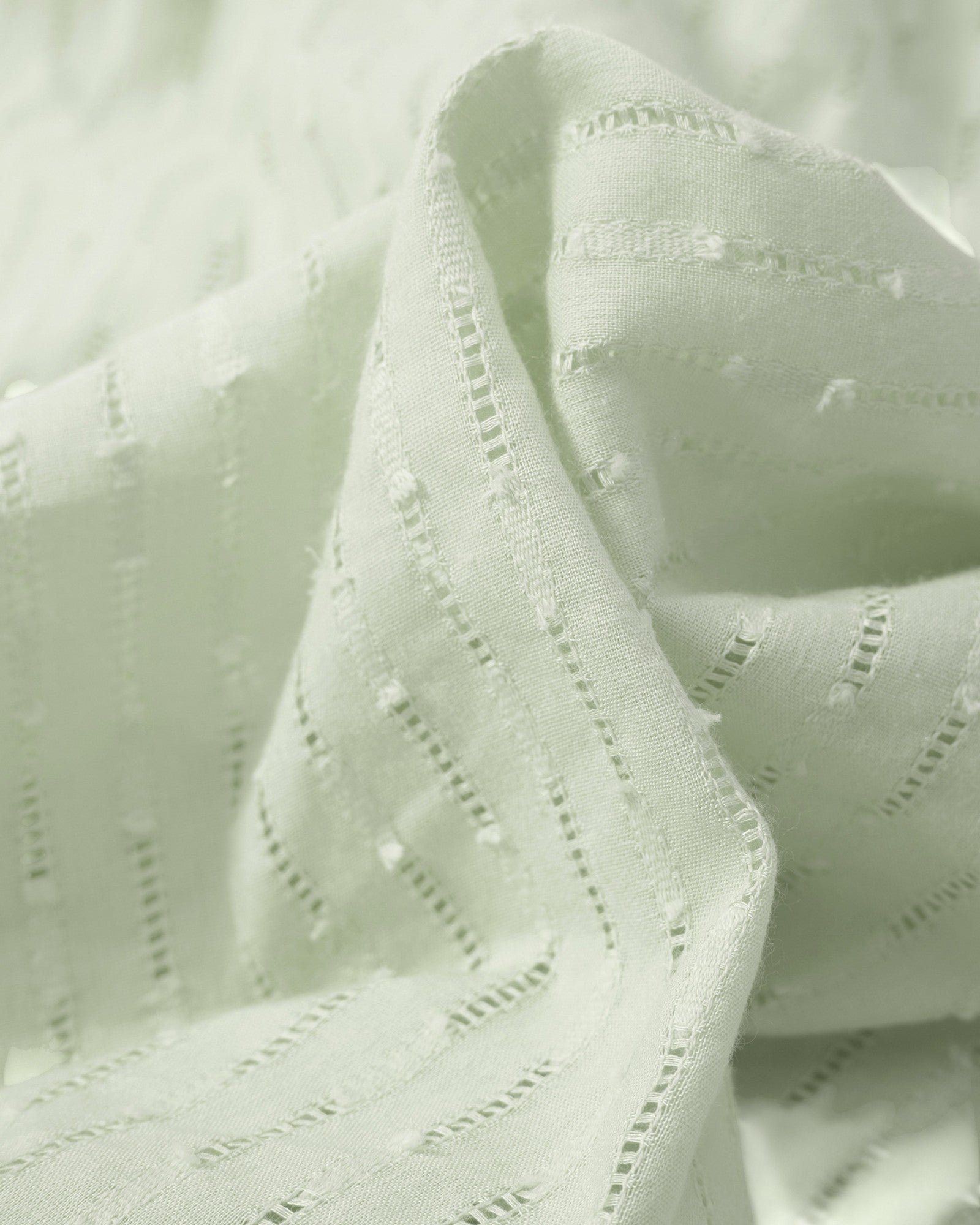 Belicia | Dress with V-neck and ruffled sleeves
