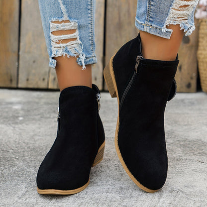 Amélia | Elegant ankle boots with side closure