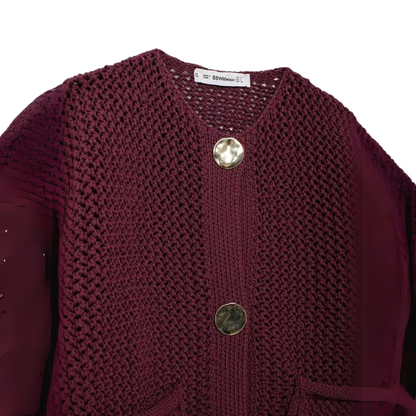 Violet | Knitted jacket with gold buttons