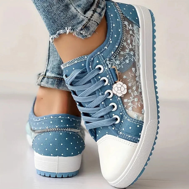 Lirio | Floral lace shoes with denim details