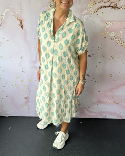 Liora | Loose-fitting dress with lapel collar and short sleeves