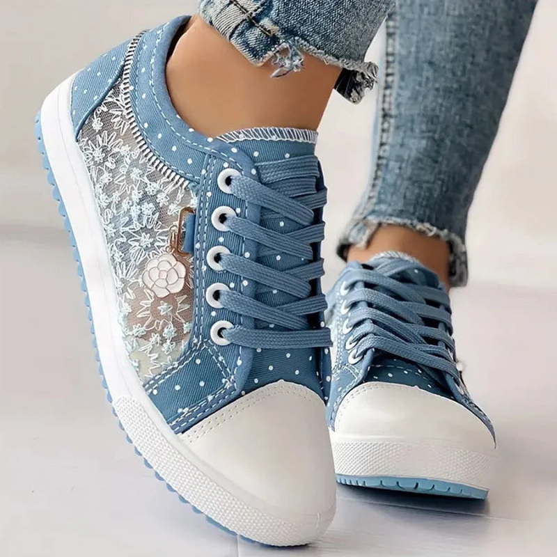 Lirio | Floral lace shoes with denim details