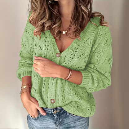 Manuela | Knitted sweater with buttons