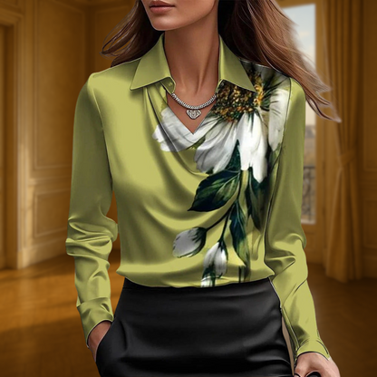 Sylvie | Blouse with luxurious shine and pleated collar