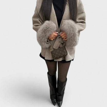 Isaline | Elegant coat with belt and faux fur trim
