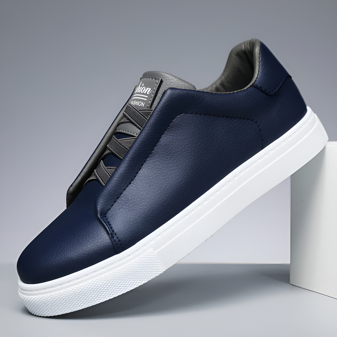 Bernardo | Elegant sneakers with a minimalist design