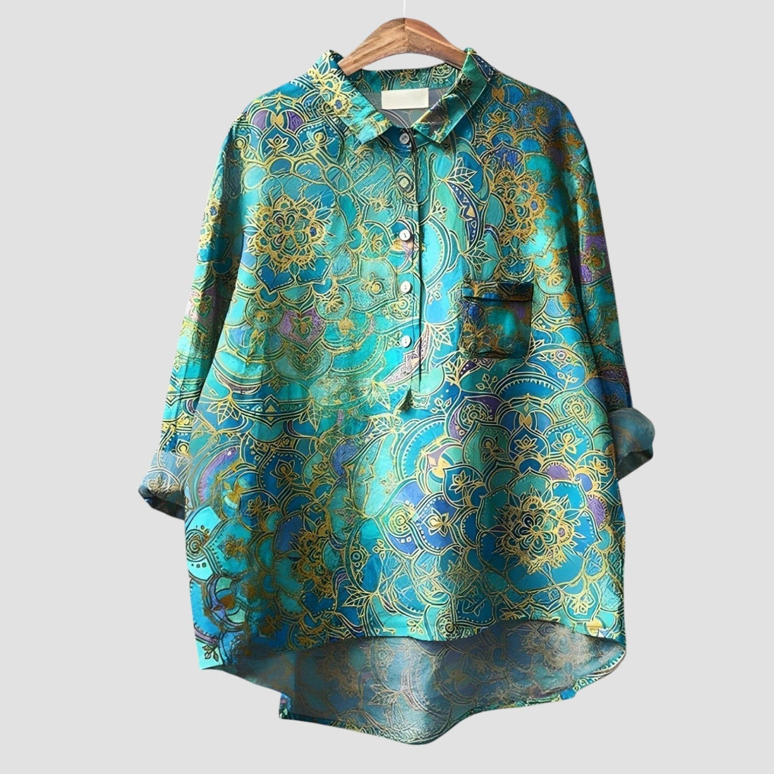 Camilla | Oversized shirt with gold mandala pattern