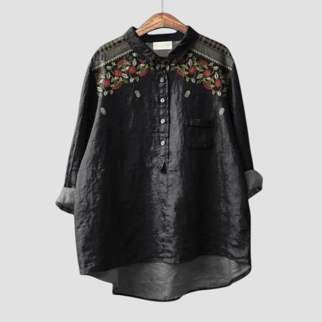 Carina | Black oversized shirt with floral embroidery