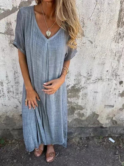 Naia | Lightweight cotton and linen V-neck dress