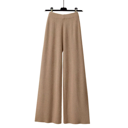 Ana Isabel | Comfortable and soft three-piece set with long sleeves