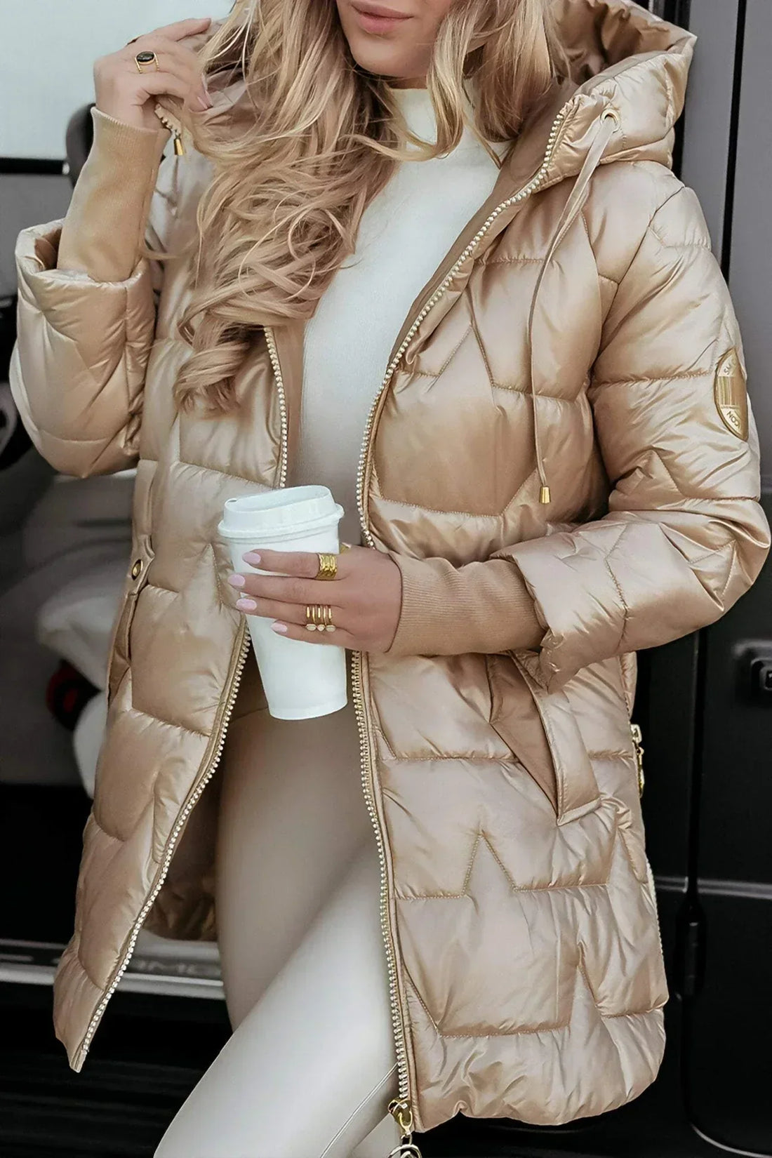 Zephirine | Long, warm quilted jacket with wrap-around hood