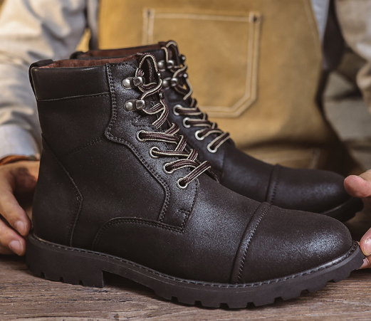 Lorenzo | Robust ankle boots with authentic style