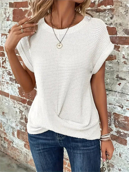 Heloísa | Sweet and romantic crew neck T-shirt