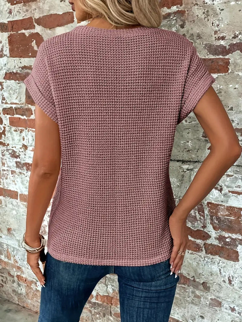 Heloísa | Sweet and romantic crew neck T-shirt